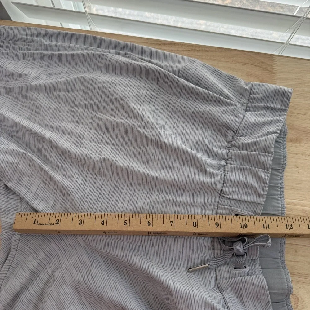 Lululemon On The Fly Pants Womens 10 Gray Space Dye Drawstring Waist Performance